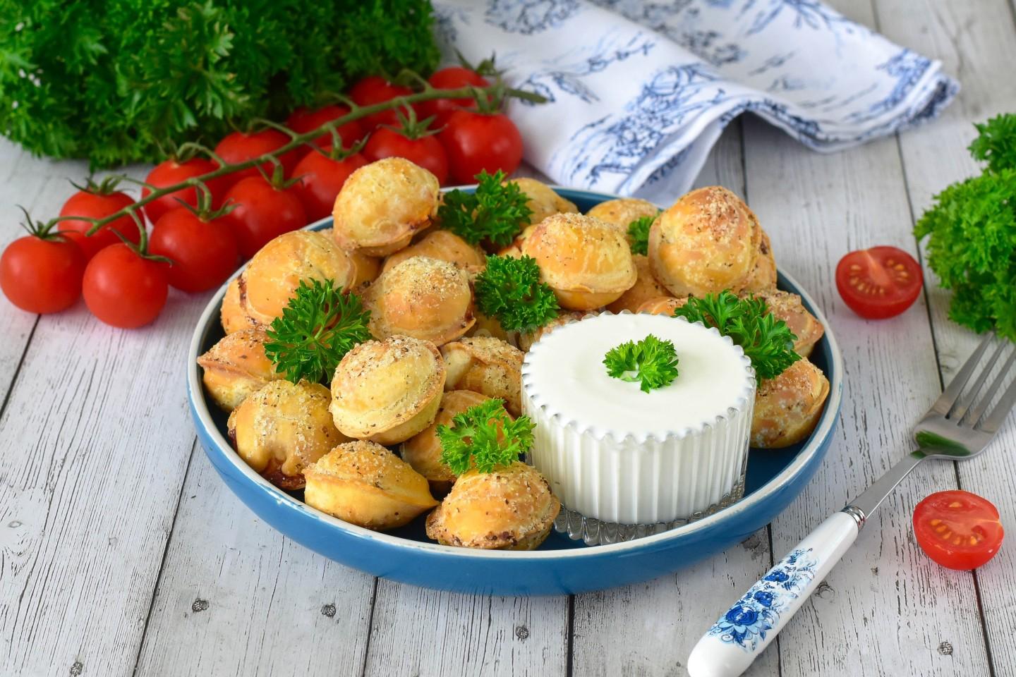 Pieczone pelmeni mrożone z frytkownicy beztłuszczowej